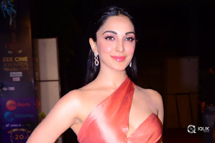 Kiara-Advani-New-Stills